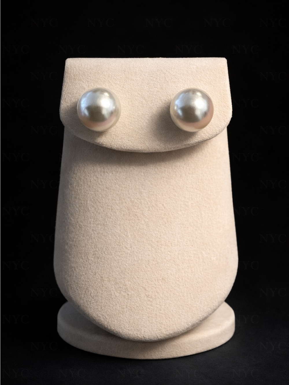 Classic Cream Pearl Stud Earrings - Timeless Women's Jewelry